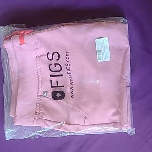 Figs zamora jogger chalk pink